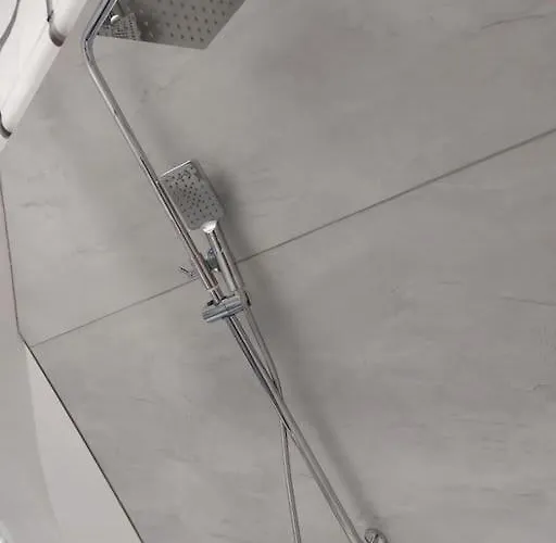 公寓 Rooftop Apartmens - Komfortable Neue Gemeinschaftsunterkunft Im Herzen Von - Raum 1 *